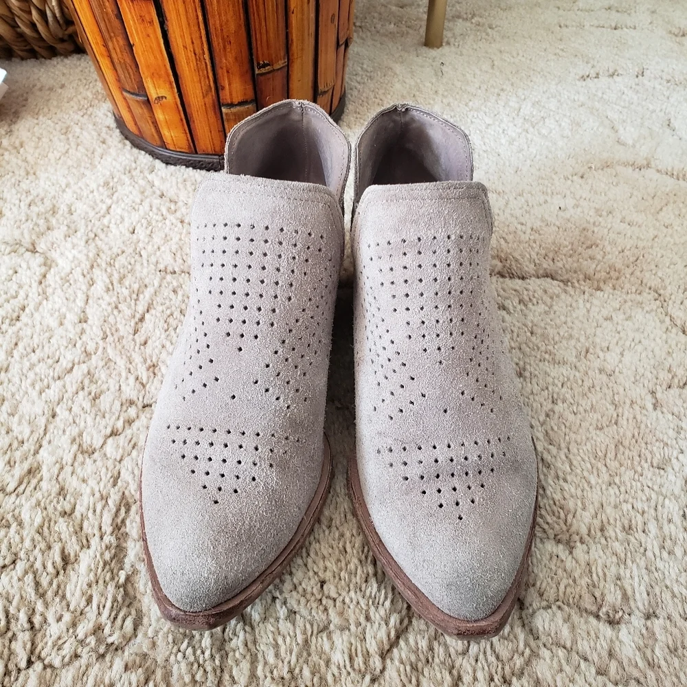 Gianni Bini Gray Ankle Booties